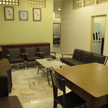 Vynn'S @ Banda Kaba Villa Malacca Room photo